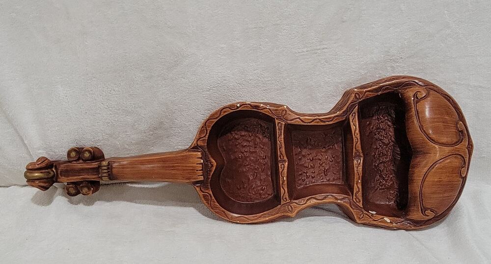 Vintage Violin Shaped Wood Shelf Retro Wall Hanging Decor MCM 1970's Chalkware